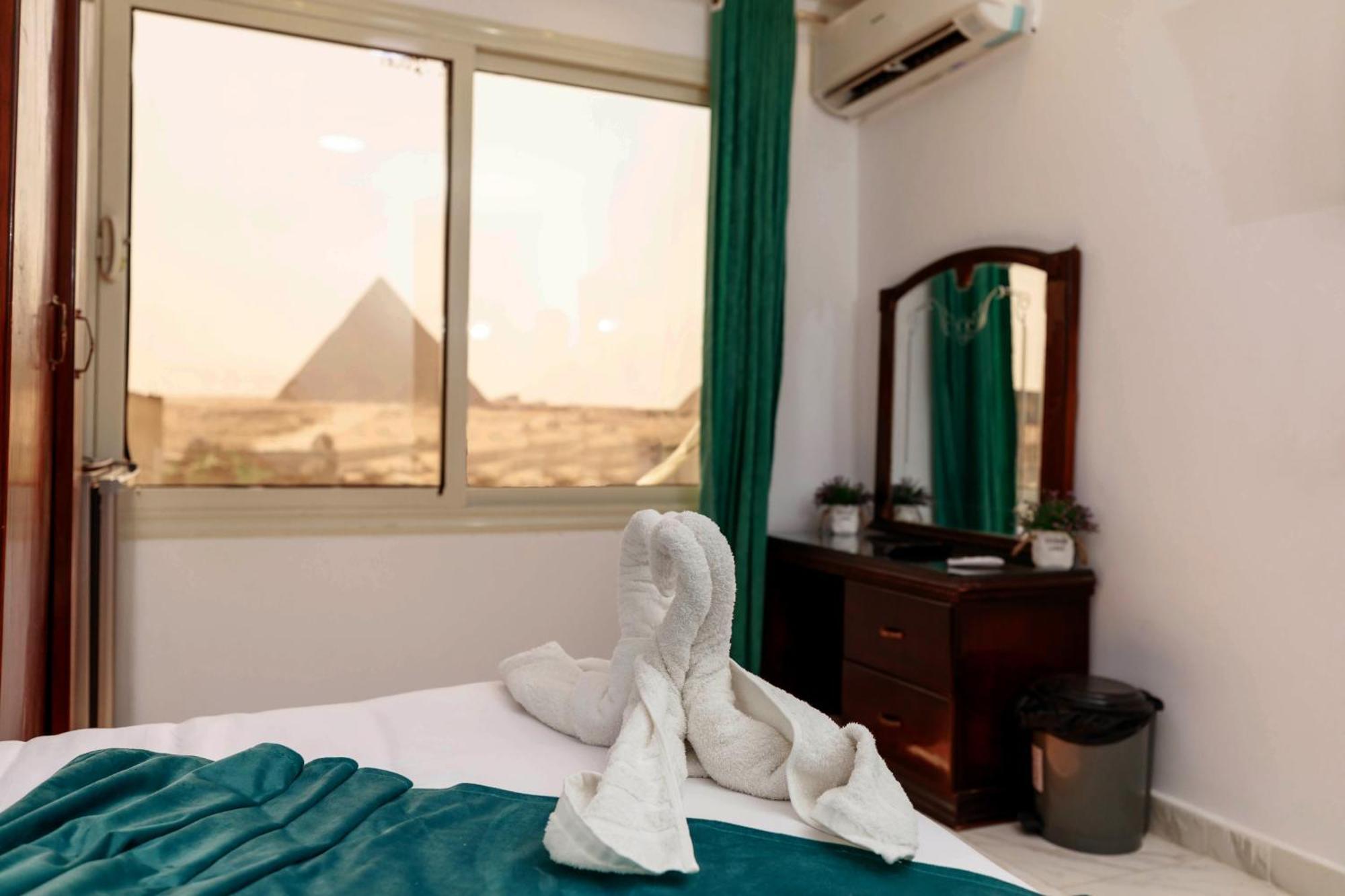 Pyramid Veiw Hotel