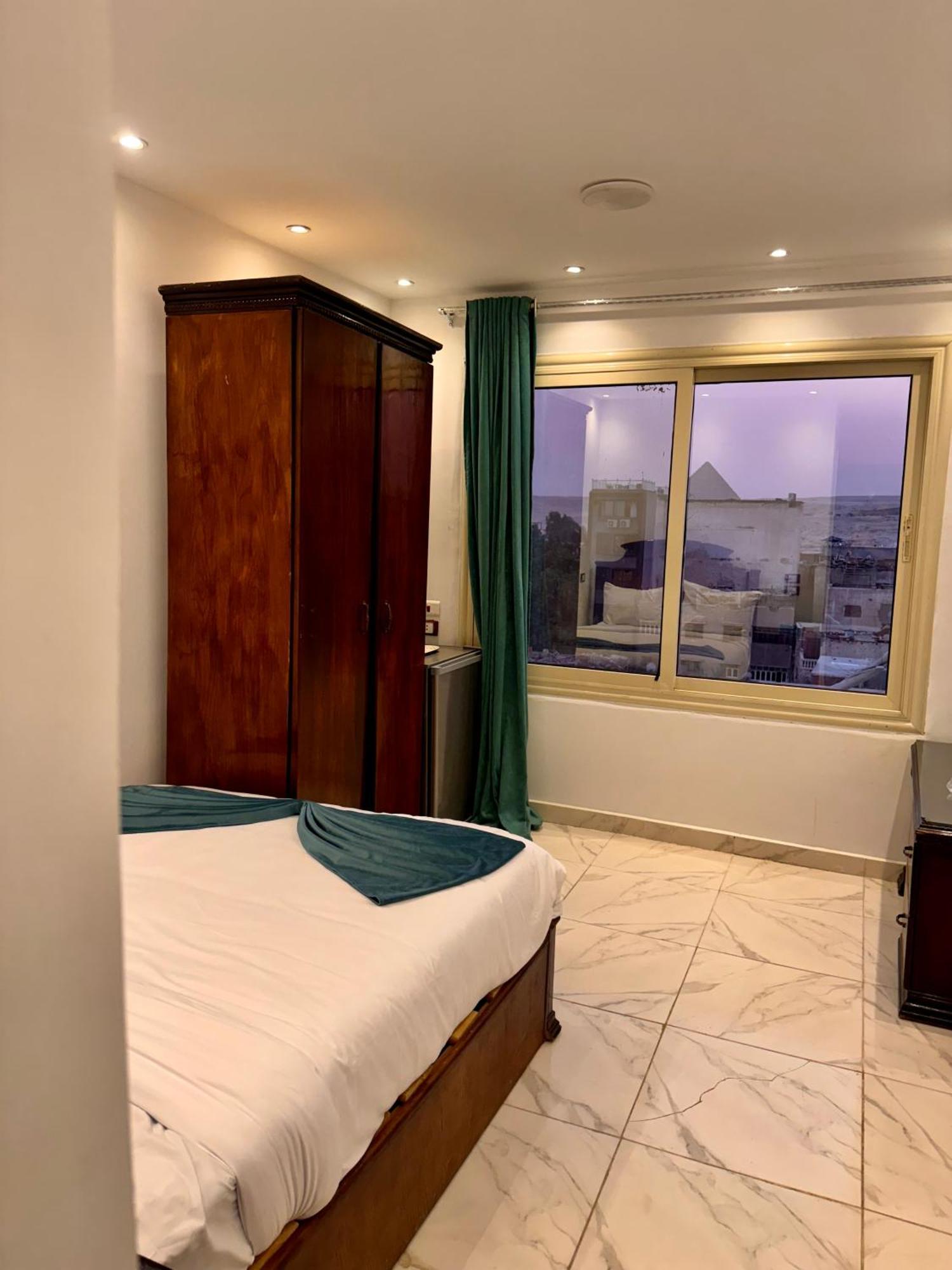 Pyramid Veiw Hotel 4*