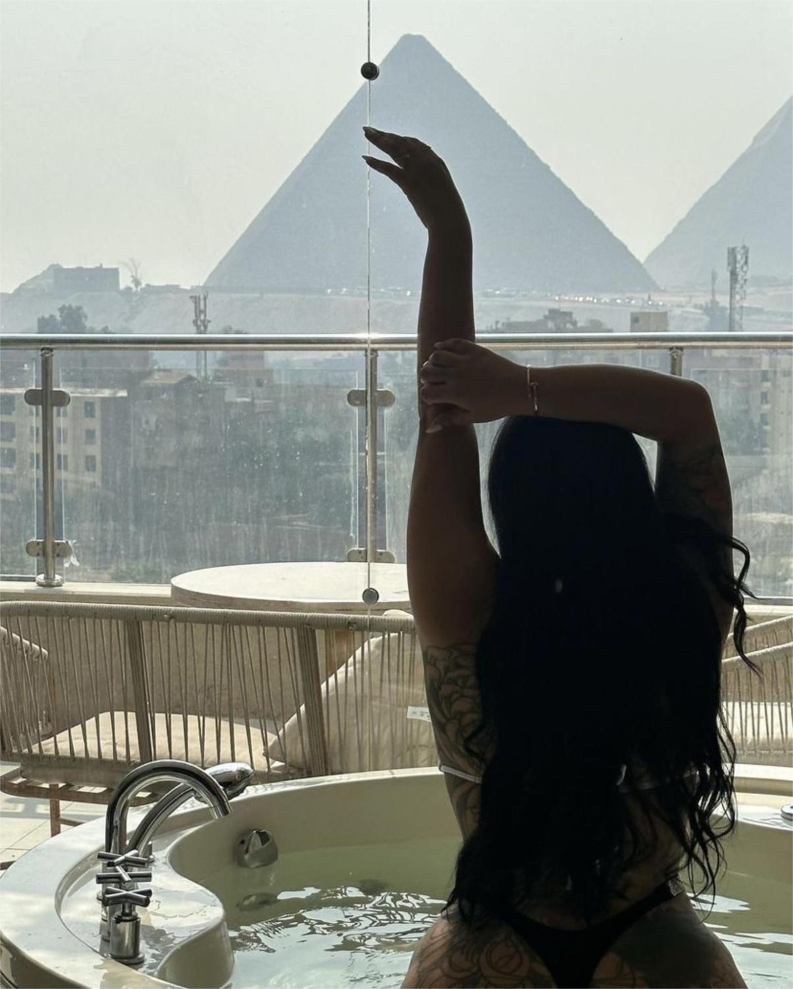 Pyramid Veiw Hotel